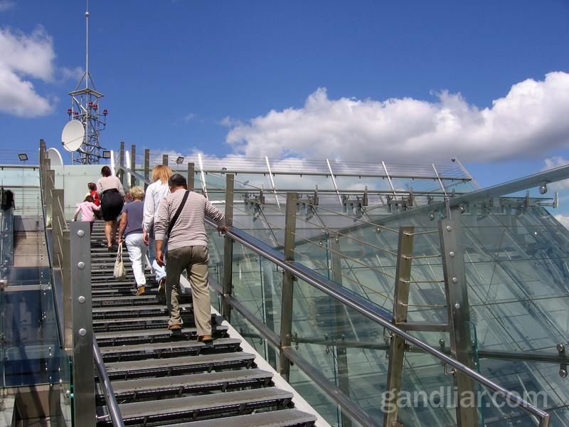Подъем на крышу библиотеки в Минске