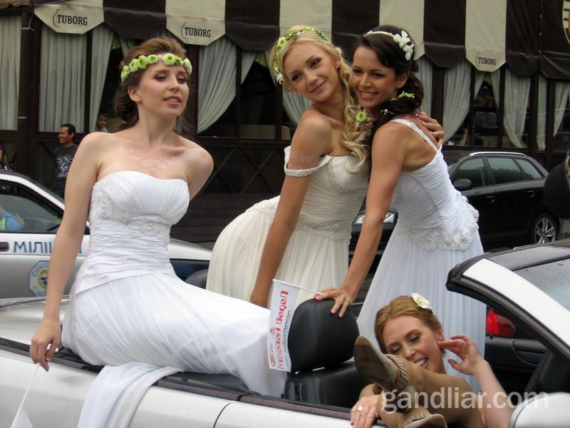 Парад невест-2011