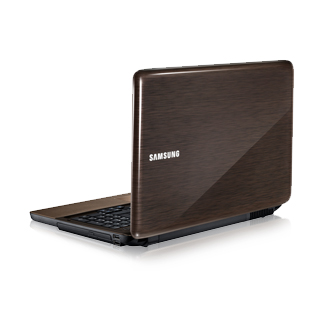  Samsung R540-JS0B.  