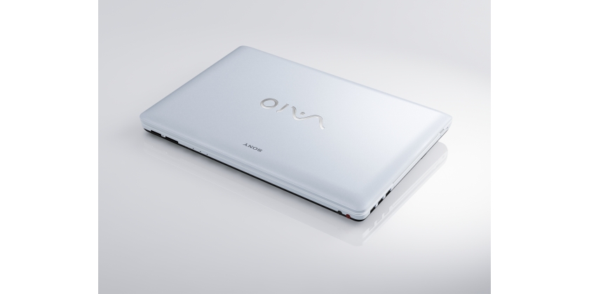  Sony VAIO VPCEE3E1R-WI.  