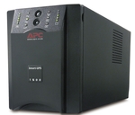 Источник бесперебойного питания ИБП APC Smart-UPS 1000VA USB & Serial 230V