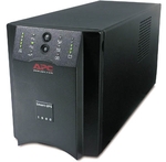 Источник бесперебойного питания ИБП APC Smart-UPS 1500VA USB & Serial 230V